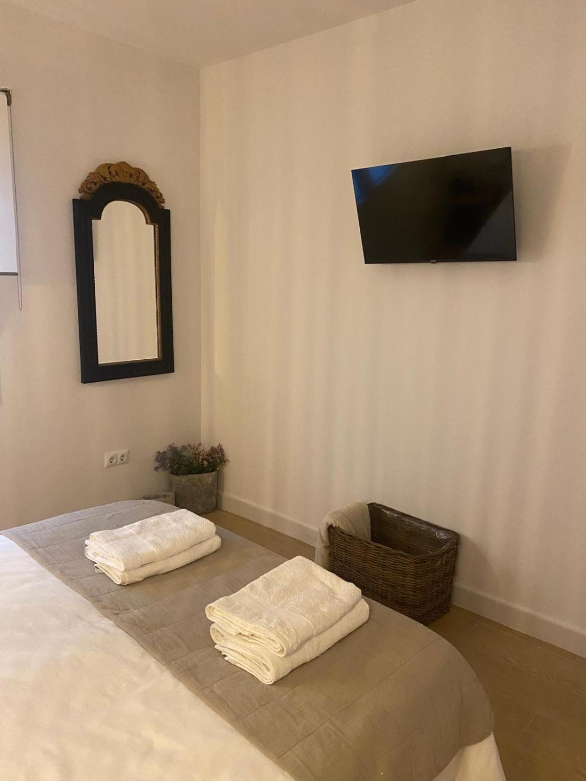 Apartamentos La Higuera 2 Рота Экстерьер фото